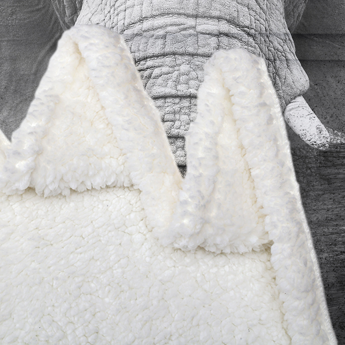 3D Elephant Printed Sherpa Fleece Blanket For Couch Sofa Bed Soft Cozy Fuzzy Black Galaxy Elephant Gifts For Women Adults 130X150cm 150X200cm