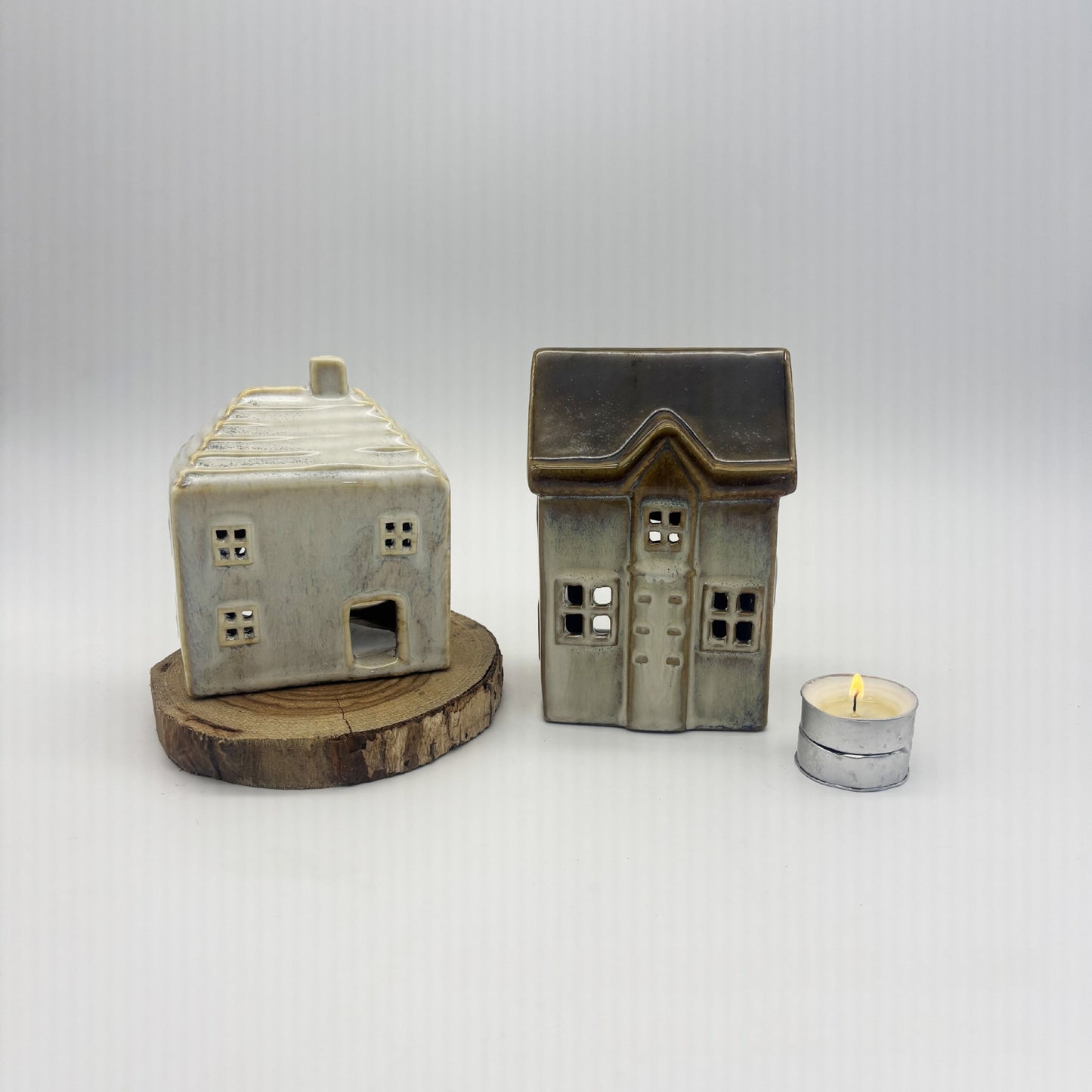 European-style Christmas House Tea Light Ceramic Ornament