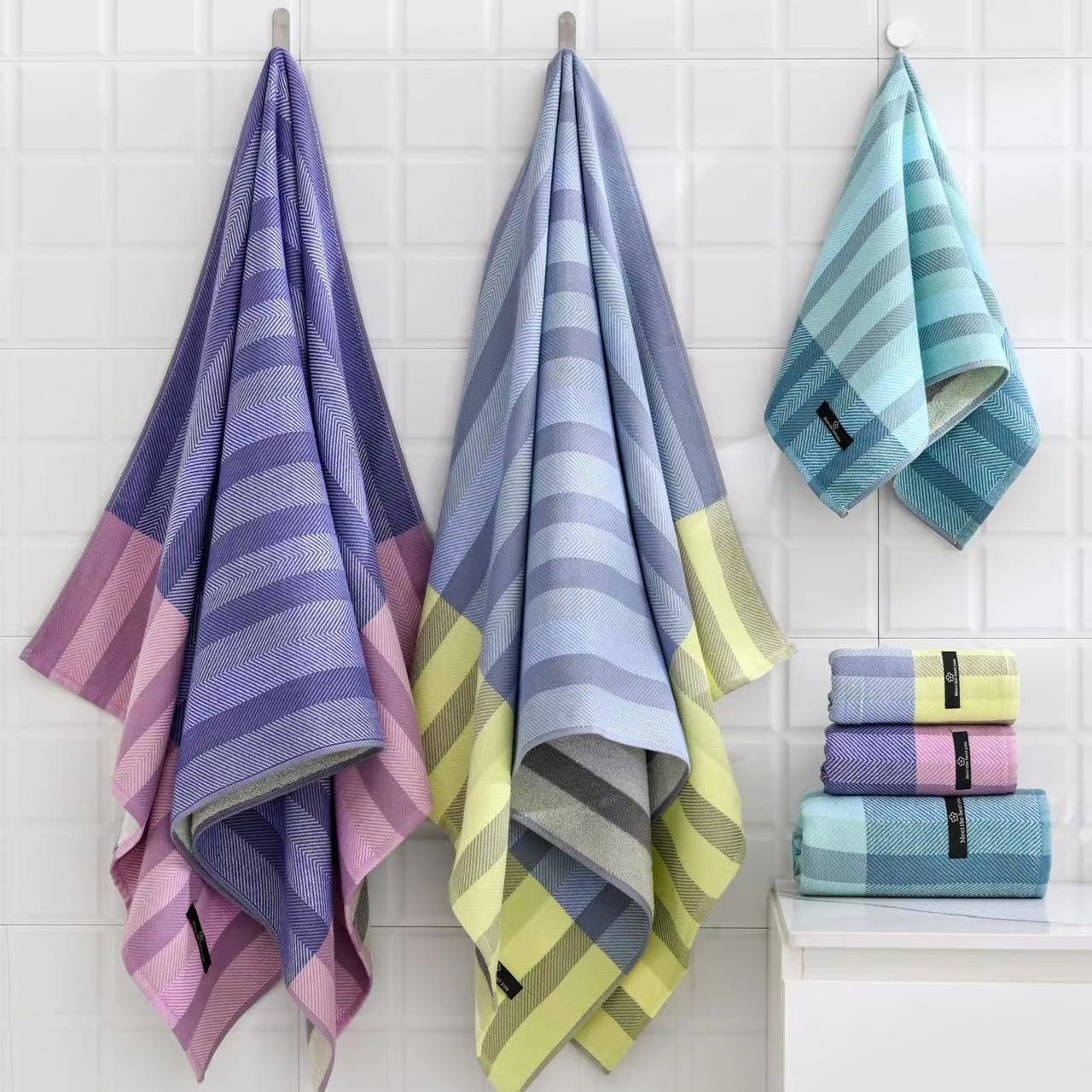 Soft Absorbent Gauze Bath Towel Beach Towel For Home Use