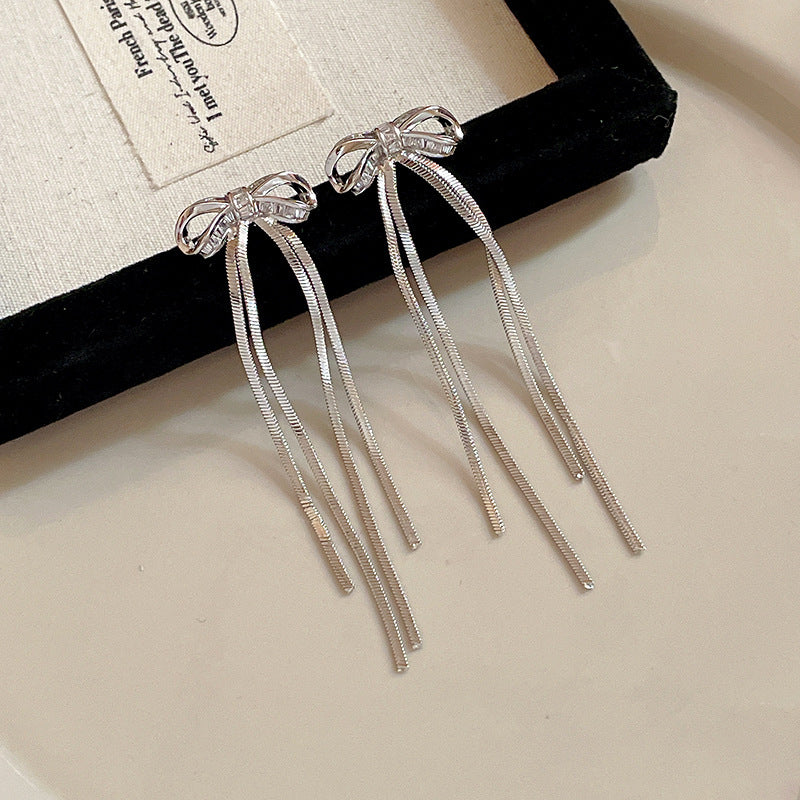 Fashion Vintage Flower Earrings For Women Silver Floral Dangle Earrings Elegant Jewelry