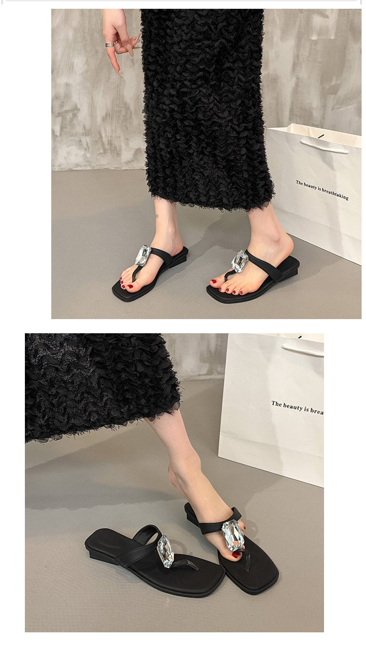 French Style Small Fragrant Slippers For Women's Summer Outdoor Wear, Internet Famous Fashion Rhinestone Flat Bottomed Beach Sandals