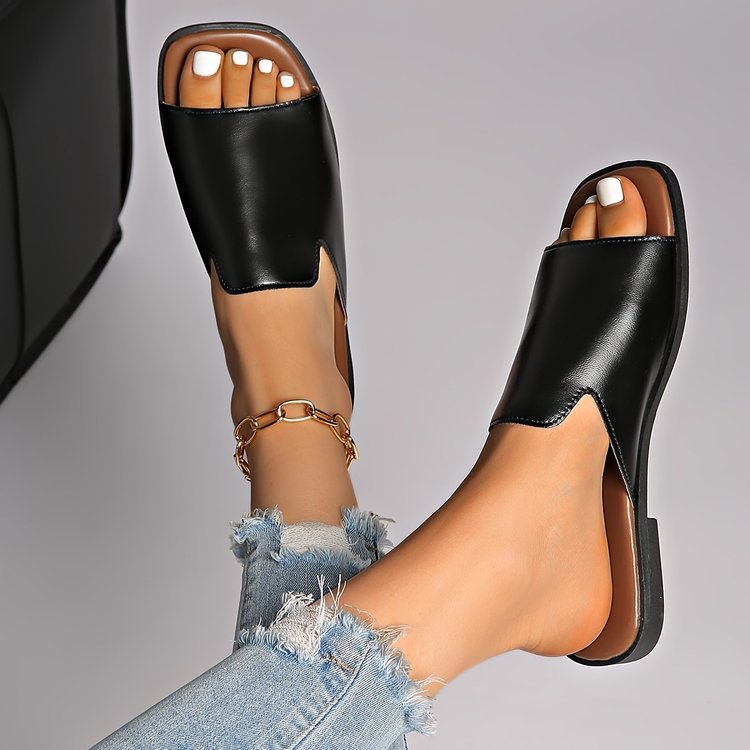 Womens Outdoor Soft-soled Versatile Lightweight Flat Slippers