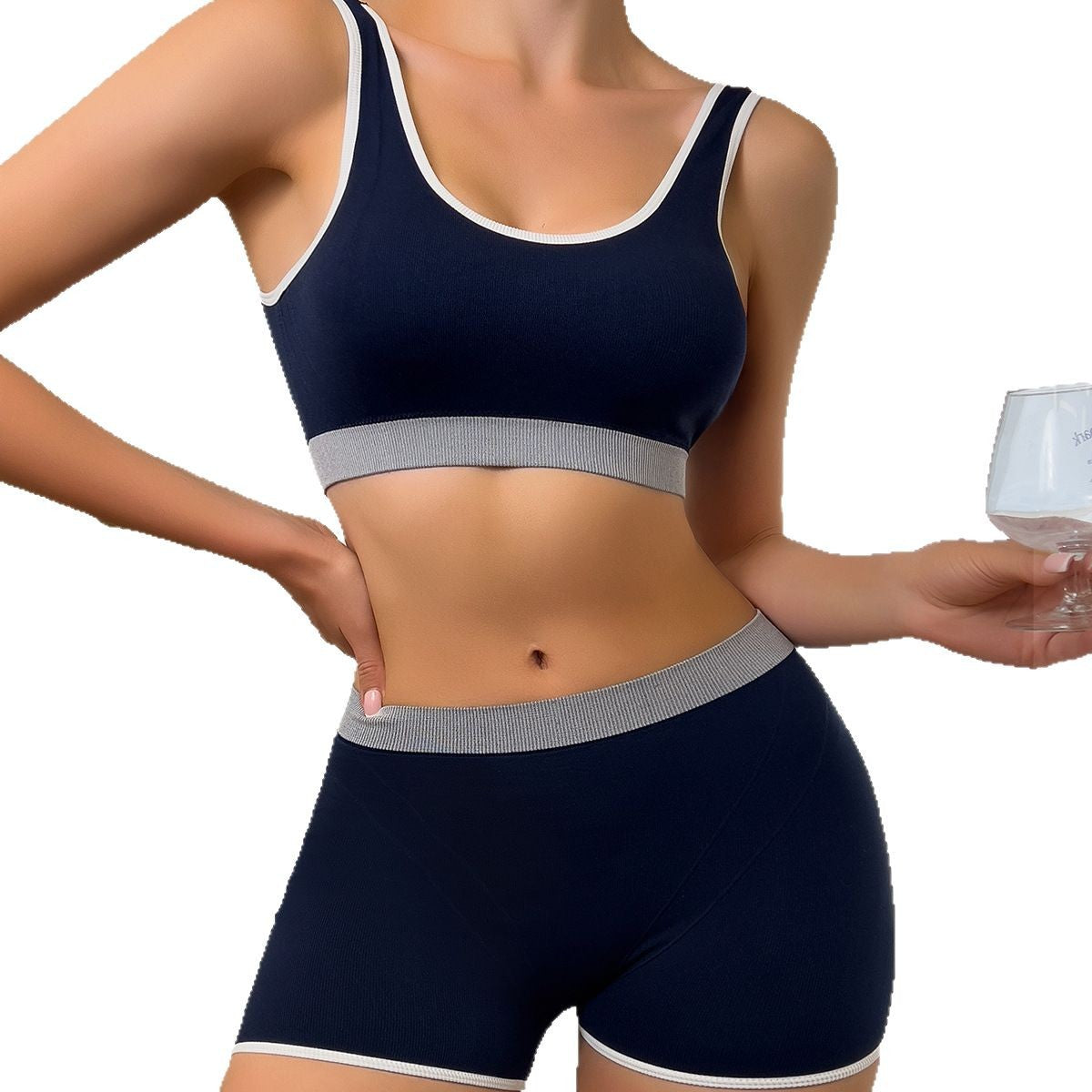 Plus-size Tank-style Bra With Outerwear Fitness Running Shorts