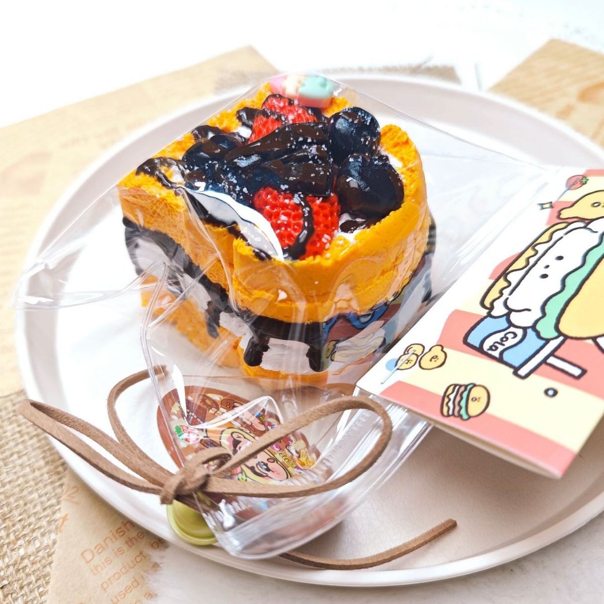 Chocolate Cream Shaped Three Layer Food Grade Silicone Not Made Of TPR