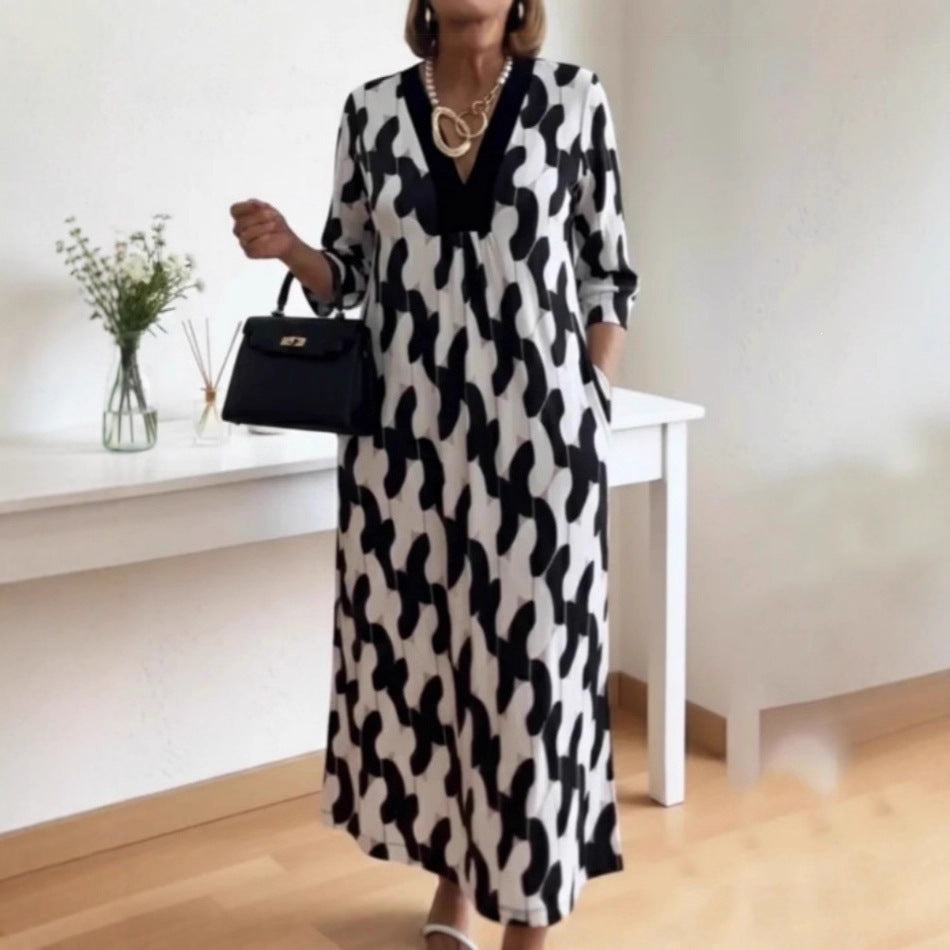 SpringSummer New Womens V-neck Printed Dress