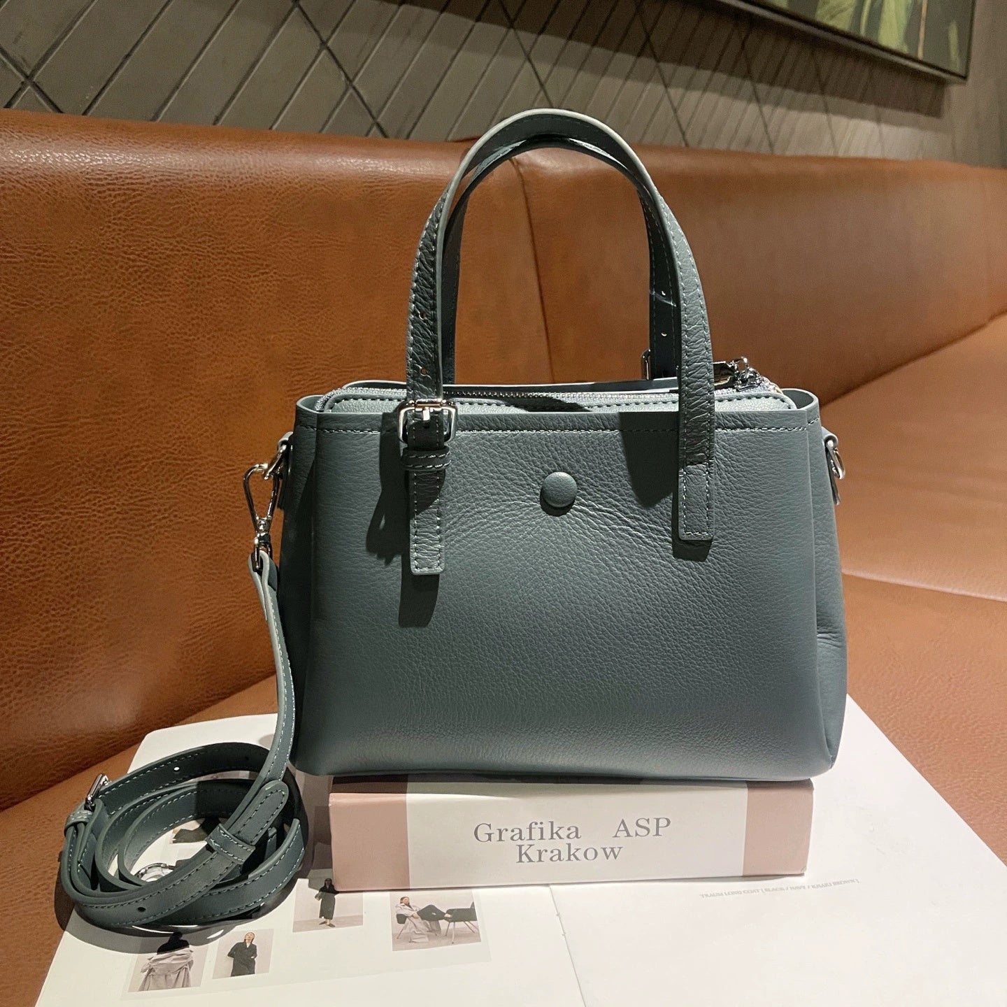 New Cross-Border Genuine Leather Handbag For Women, High-End Feeling Shoulder And Crossbody Bag, Commuter Large-Capacity Square Bag