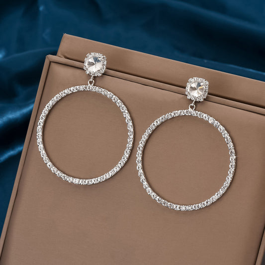 Best-Selling Luxury Geometric Hoop Earrings With A Bold And Unique Design, Simple And Stylish, Diamond-Studded Large Hoop Earrings With A Versatile And Elegant Look