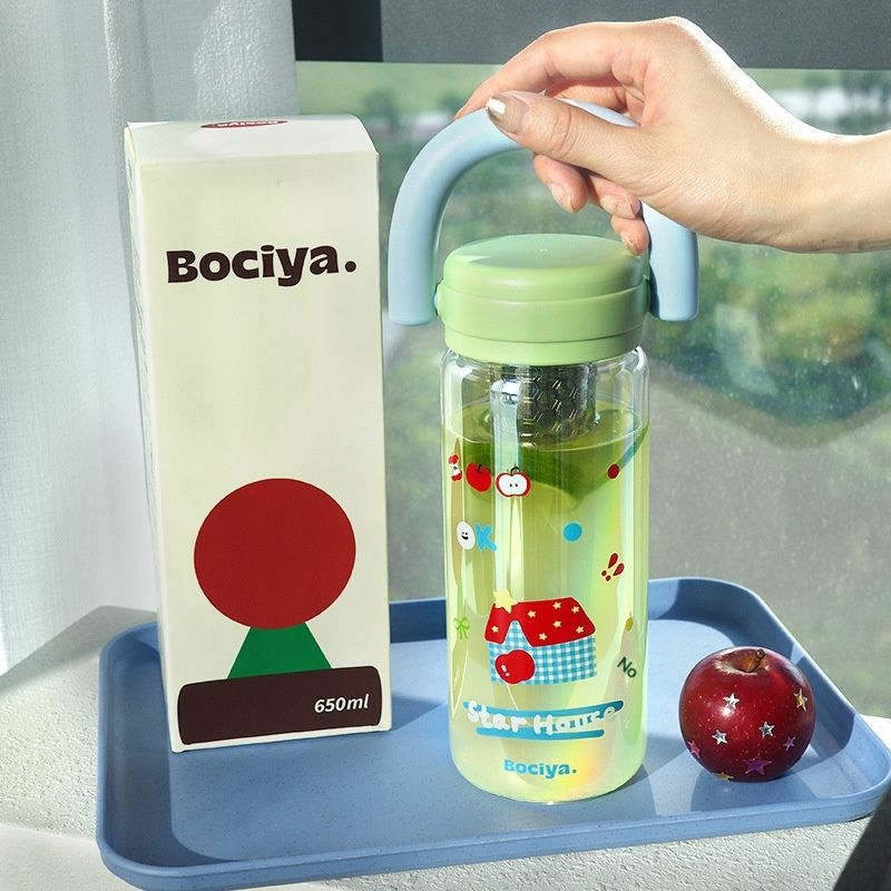 High-capacity Hand-held Coffee Mug With Tea-water Separation