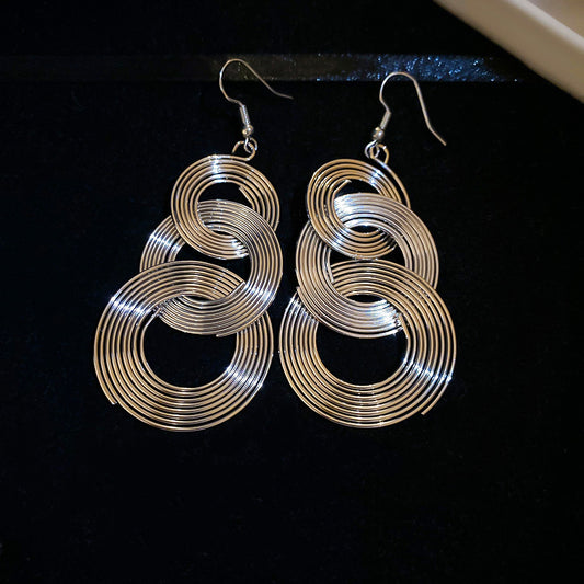 Luxury Pleated Irregular Leaf Earrings - Premium High-End Stud Earrings, Elegant Designer Fashion Jewelry