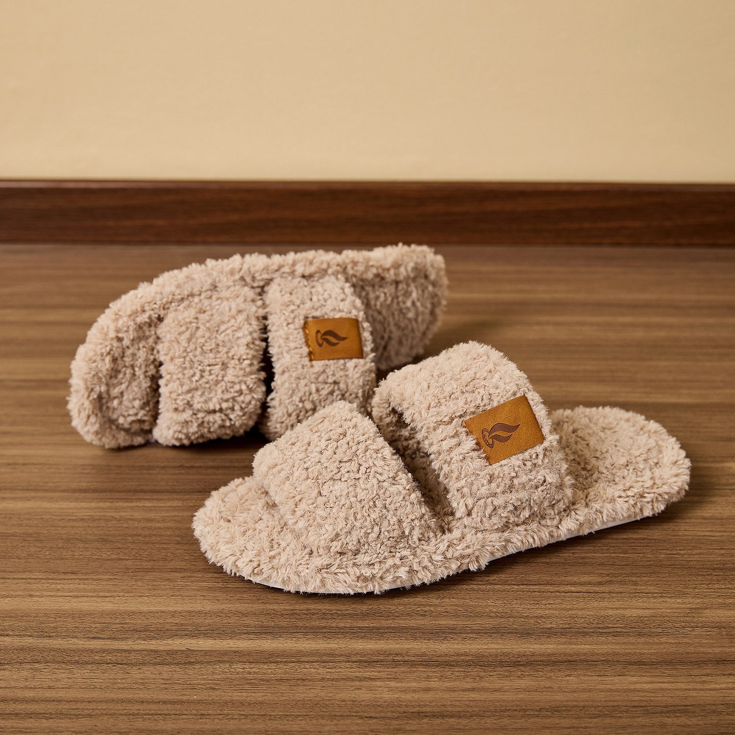 Womens Plush Home Slippers  Winter  Thick Soles  Non-slip