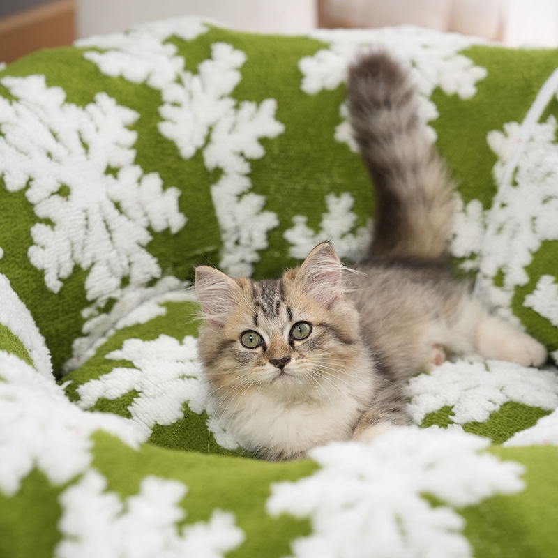 Christmas-style Pet Tunnel Bed, Green Snowflakes
