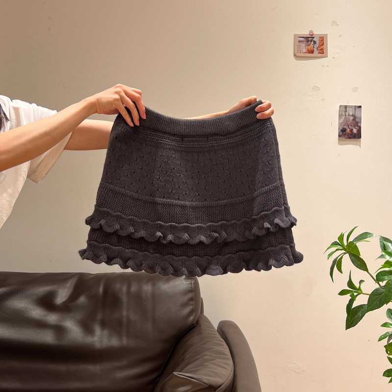 Stylish Korean-style Versatile Cake Skirt That Looks Youthful And Chic