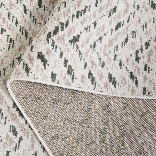 SAFAVIEH Area Rug 8x10 - Adirondack Collection - Large - Ivory & Dark Green, Chevron Pattern, Non-Shedding & Easy Cleanin...