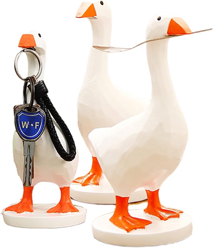 GRAPMKTG Magnetic Goose Key Holder Cute Home Decor Kawaii Room Office Table Desk Decor Aesthetic Funny Bedroom Decor House...