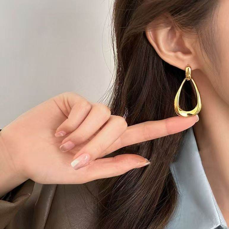Korean Hollow Water Drop Earrings, Sparkling Rhinestone Metal Dangles For Commute