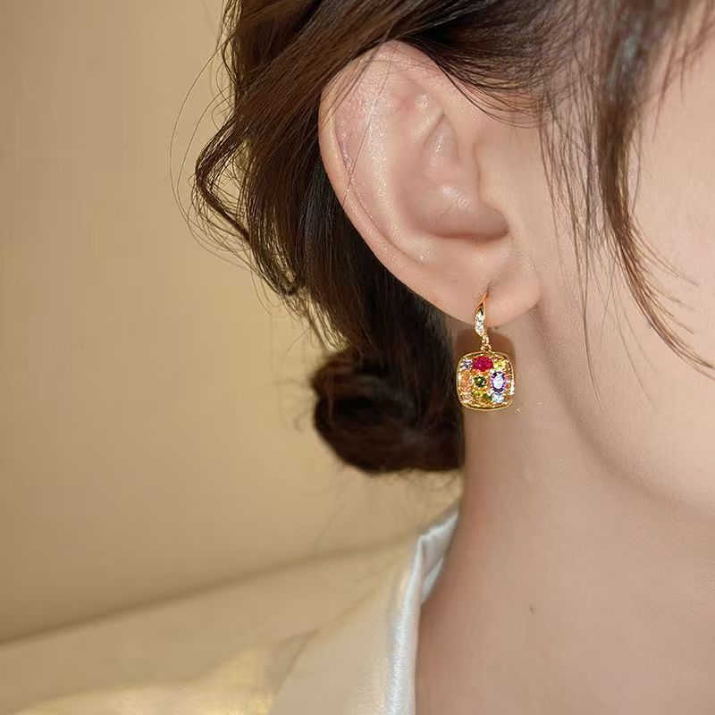 2026 Trendy Maillard Tone Square Cube Stud Earrings, Premium Chic Designer Dainty Earrings For Autumn Winter Outfits