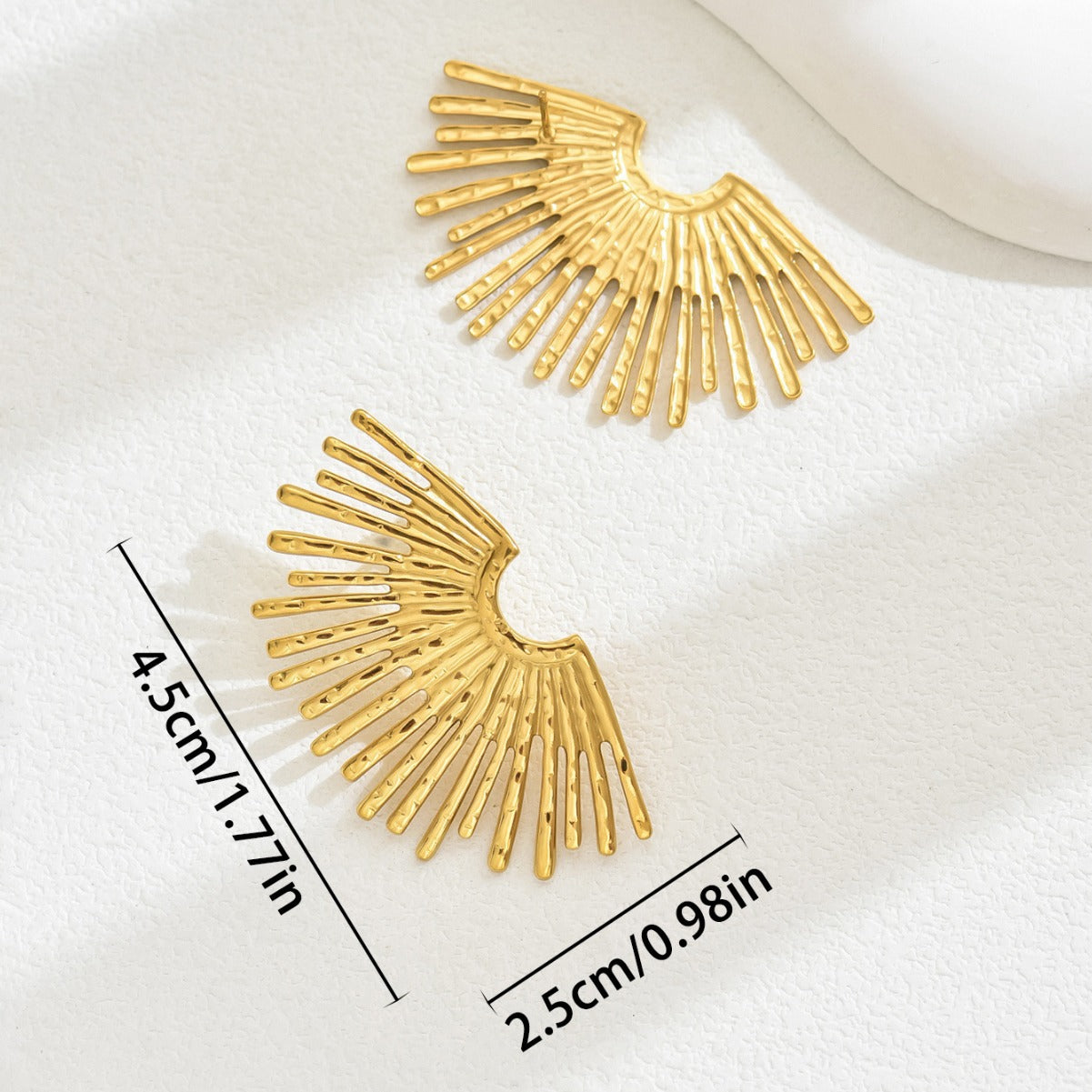 Niche Light Luxury Fashion Women Stud Earrings, Unique Exaggerated Fan Shape Design Earrings, 18K Gold Plated High-end Daily Ear Jewelry