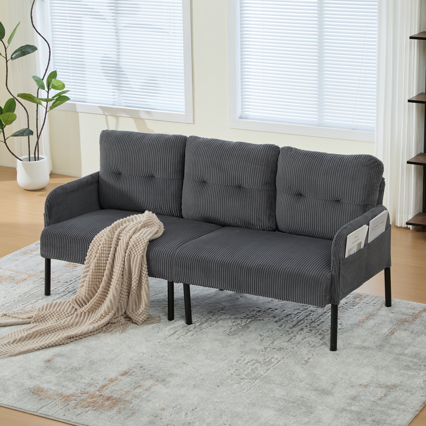 Corduroy Three-seater With Soft Comfort Upholstery, High Backrest And Practical Side Pockets. Sturdy Metal Feet And Sturdy Construction. Versatile For Living Room, Bedroom Or Home Office.