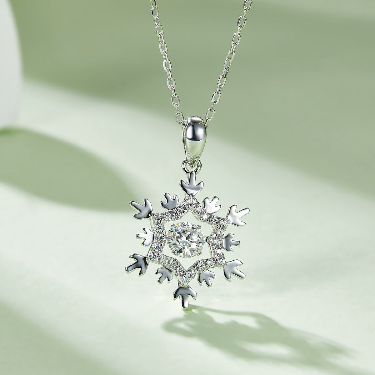 S925 Sterling Silver 0.5ct D Color VVS1 Moissanite Snowflake Necklace 45cm Platinum Plated Pave Design GRA Certified Gift Box