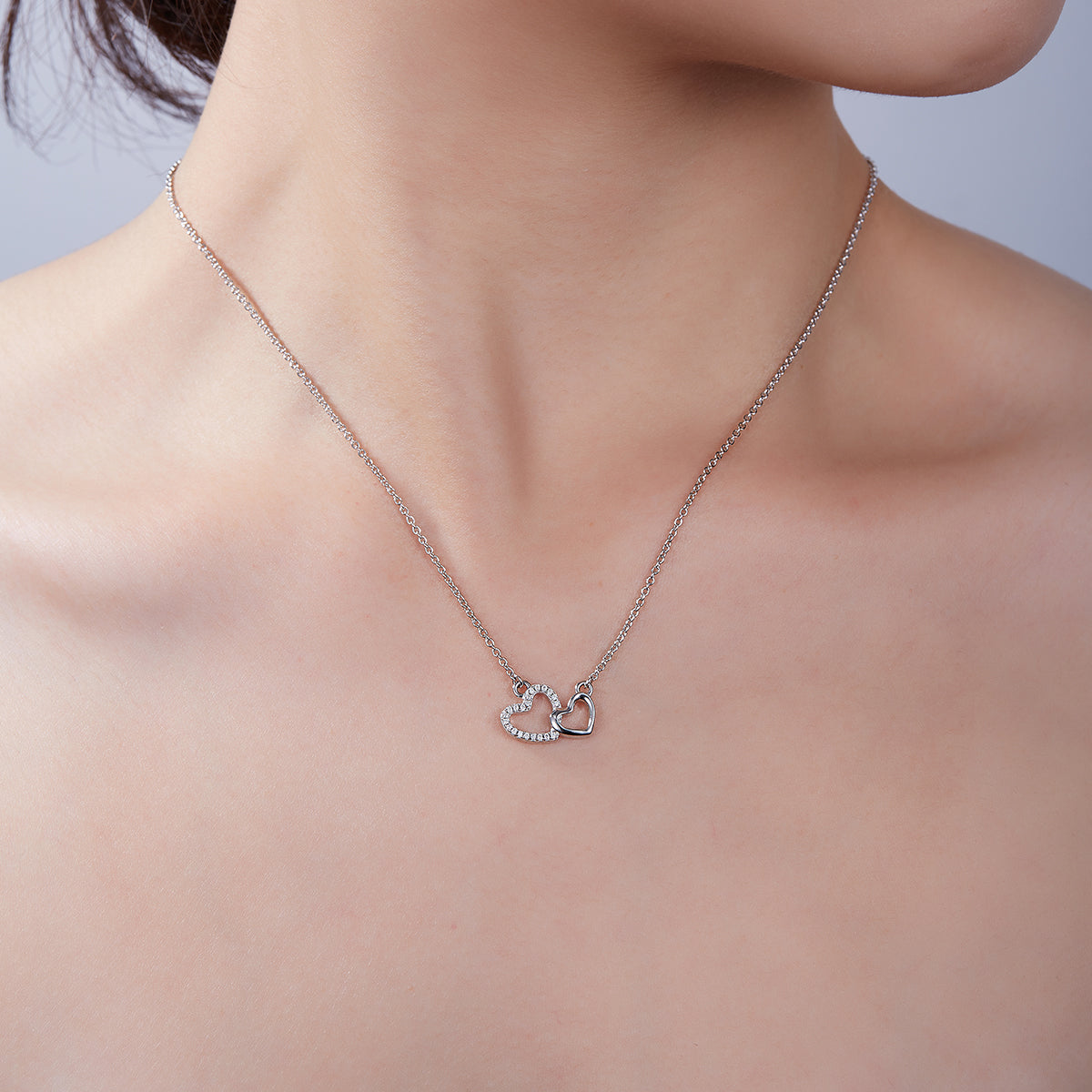 2.6g S925 Sterling Silver Moissanite Heart Necklace 45cm  21 Stone Interlocking Hearts Pendant With GRA, Platinum Plated Romantic Jewelry Gift Box Set For Women