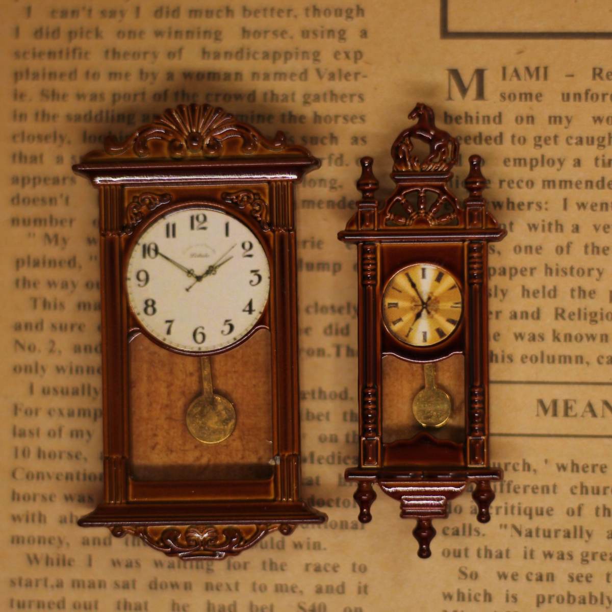 12 Points Miniature Dollhouse Accessories Retro Roman Clock
