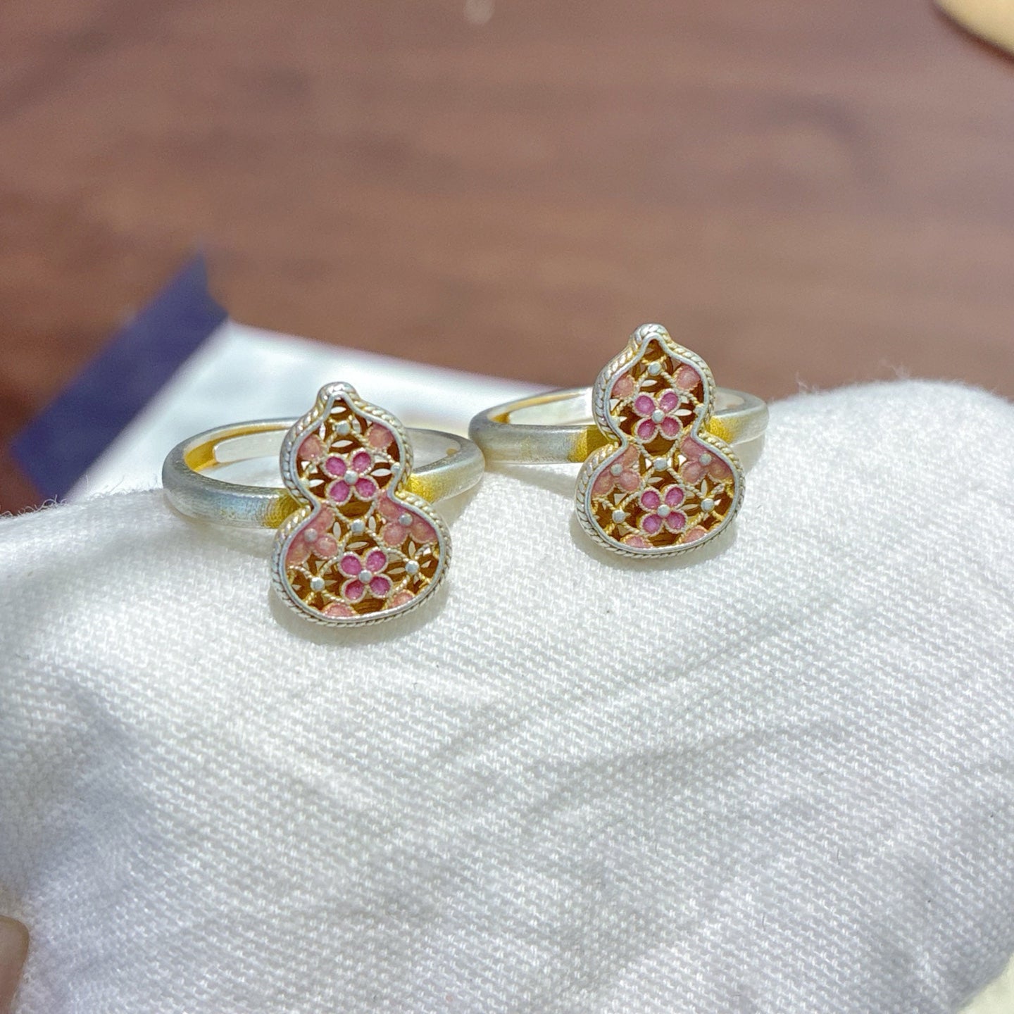 1pcs 999.9 Sterling Silver Gold-Plated Enamel Gourd Ring, Luxury Retro Style, Ideal For Birthdays & Holiday Gifts