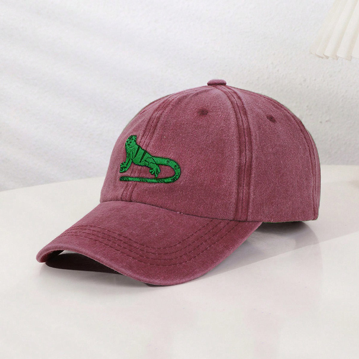 Summer Men's And Women's Distressed Washed Green Cartoon Lizard Embroidered Casual And Simple Style Baseball Cap Suitable For Outdoor Outings