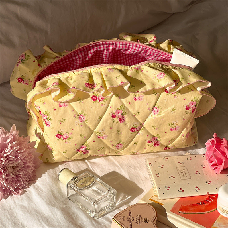 Large Capacity Travel Multifunctional Floral Makeup Bag