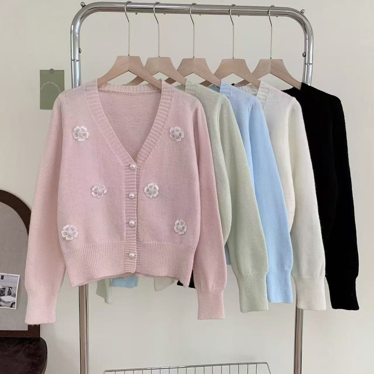 Korean-style 3D Floral Beaded Knit Cardigan For Women Autumn