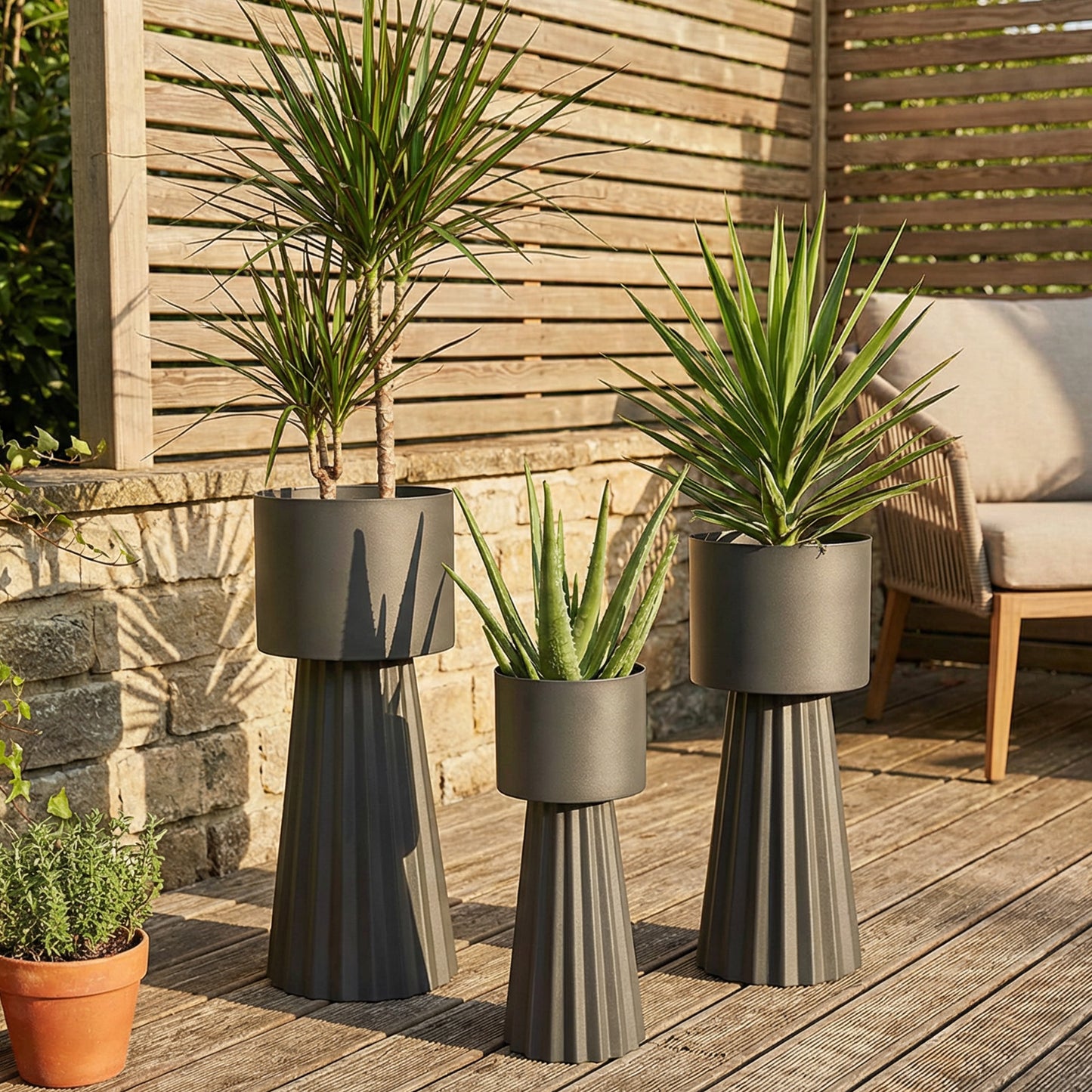 3pcs Metal Plant Pots With Stand Indoor Outdoor Tall Flower Pots 9.1in 10.6in 11.8in For Living Room Corner Kitchen Office Garden Decor Dark Gray