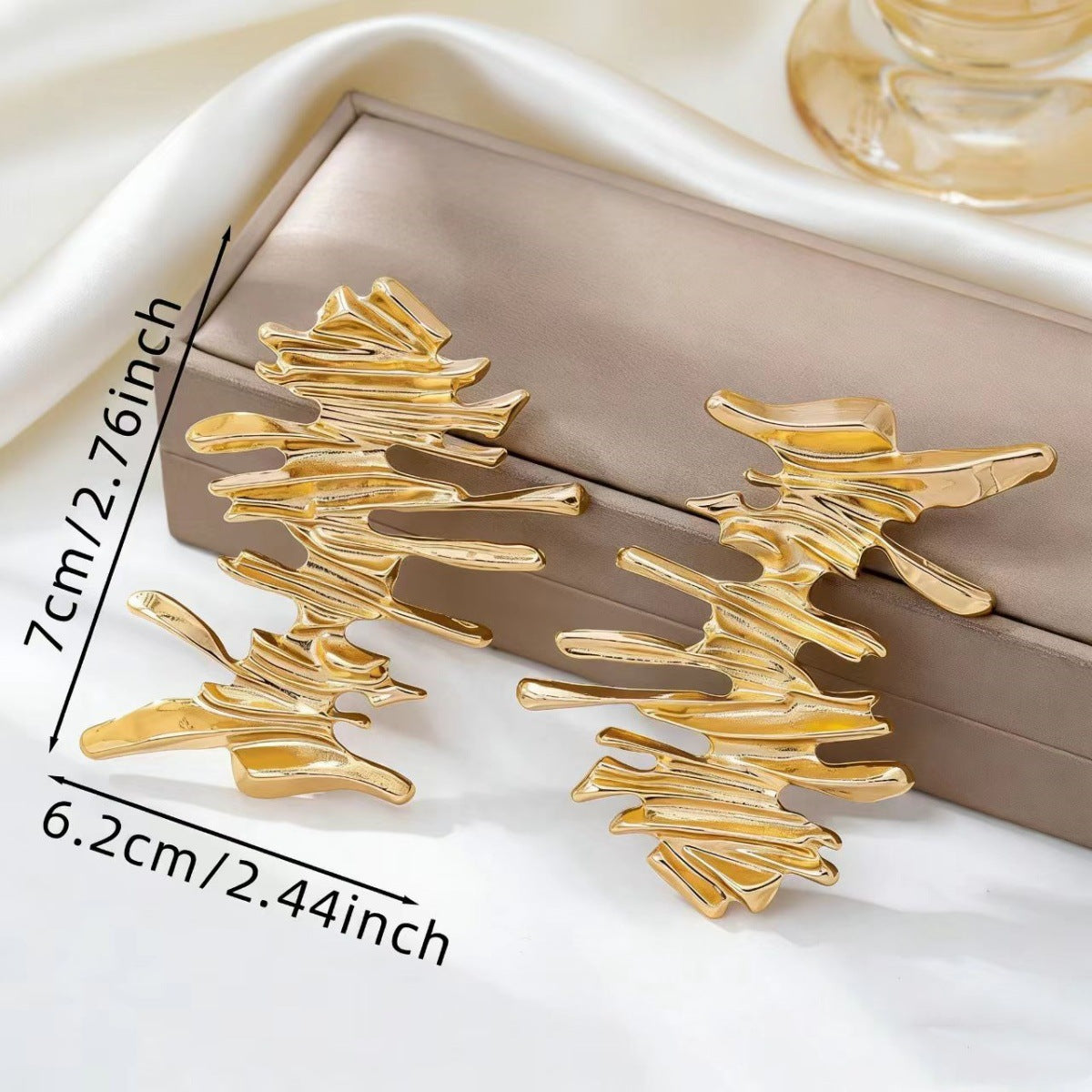Cross-Border European American Jewelry For Women, Fashion Geometric Metal Shape Stud Earrings, Light Luxury Elegant Versatile Ear Jewelry