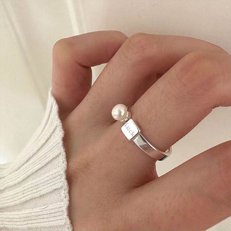 Women Luck Pearl Open Ring, Korean Niche Design Light Luxury Versatile Adjustable Statement Finger Ring