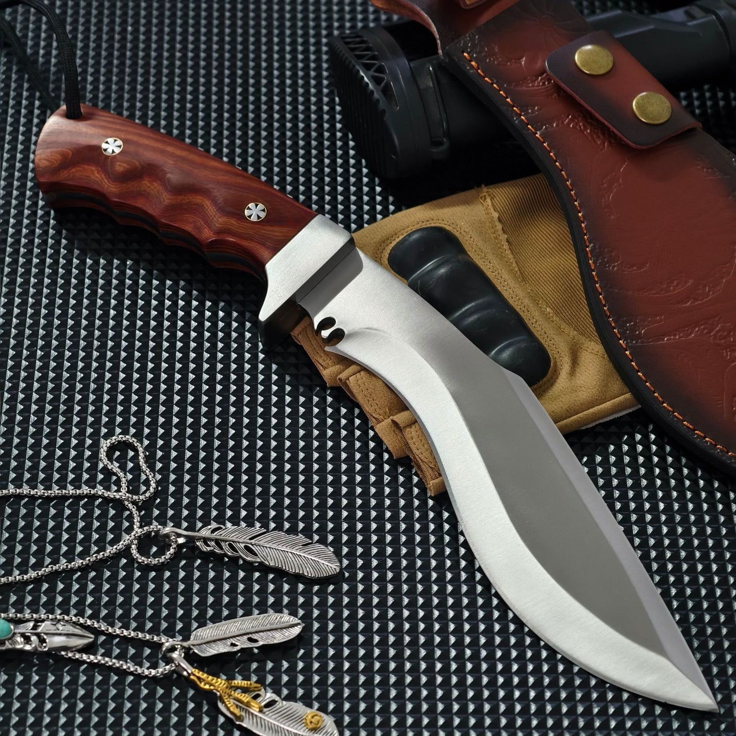 All-in-one High-hardness Portable Outdoor Tool