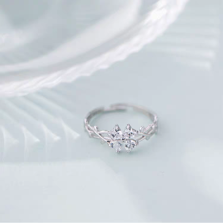 1 Piece 999 Sterling Silver Four-Leaf Clover CZ Ring, Delicate Vine Band Style, For Daily Wear & Valentine's Gifts