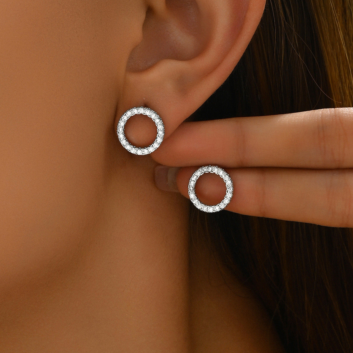 Sweet Korean Style Women Geometric Stud Earrings, Niche Premium Texture Design Inlaid Cubic Zirconia, Versatile Daily Ear Jewelry