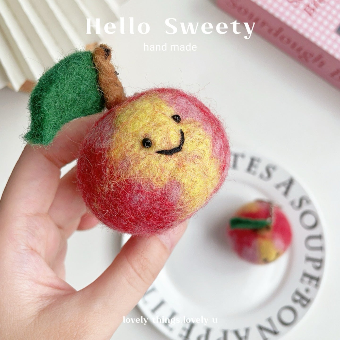 Nepal Handmade Wool Felt Peach Fruit Keychain Pendant Gift