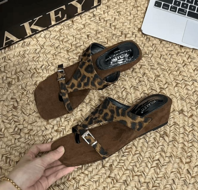 Women Thong Slide Slippers French Minimal Elegant Stiletto Sandals Versatile Outdoor Wear One Strap Summer Shoes