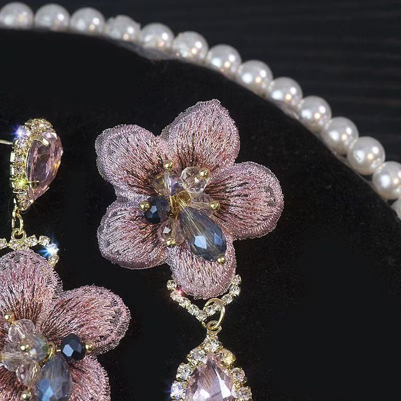 2026 New Vintage Chinese Style Big Flower Stud Earrings For Women, Unique Asymmetric Embroidery Petal Fashion Rhinestone Ear Jewelry