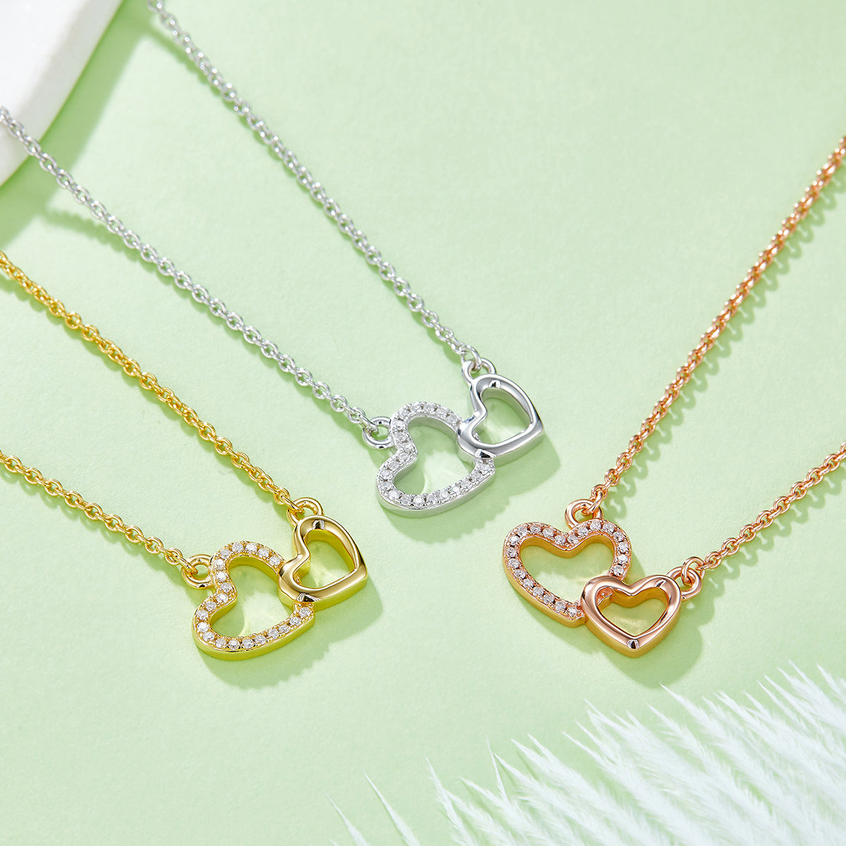 2.6g S925 Sterling Silver Moissanite Heart Necklace 45cm  21 Stone Interlocking Hearts Pendant With GRA, Platinum Plated Romantic Jewelry Gift Box Set For Women