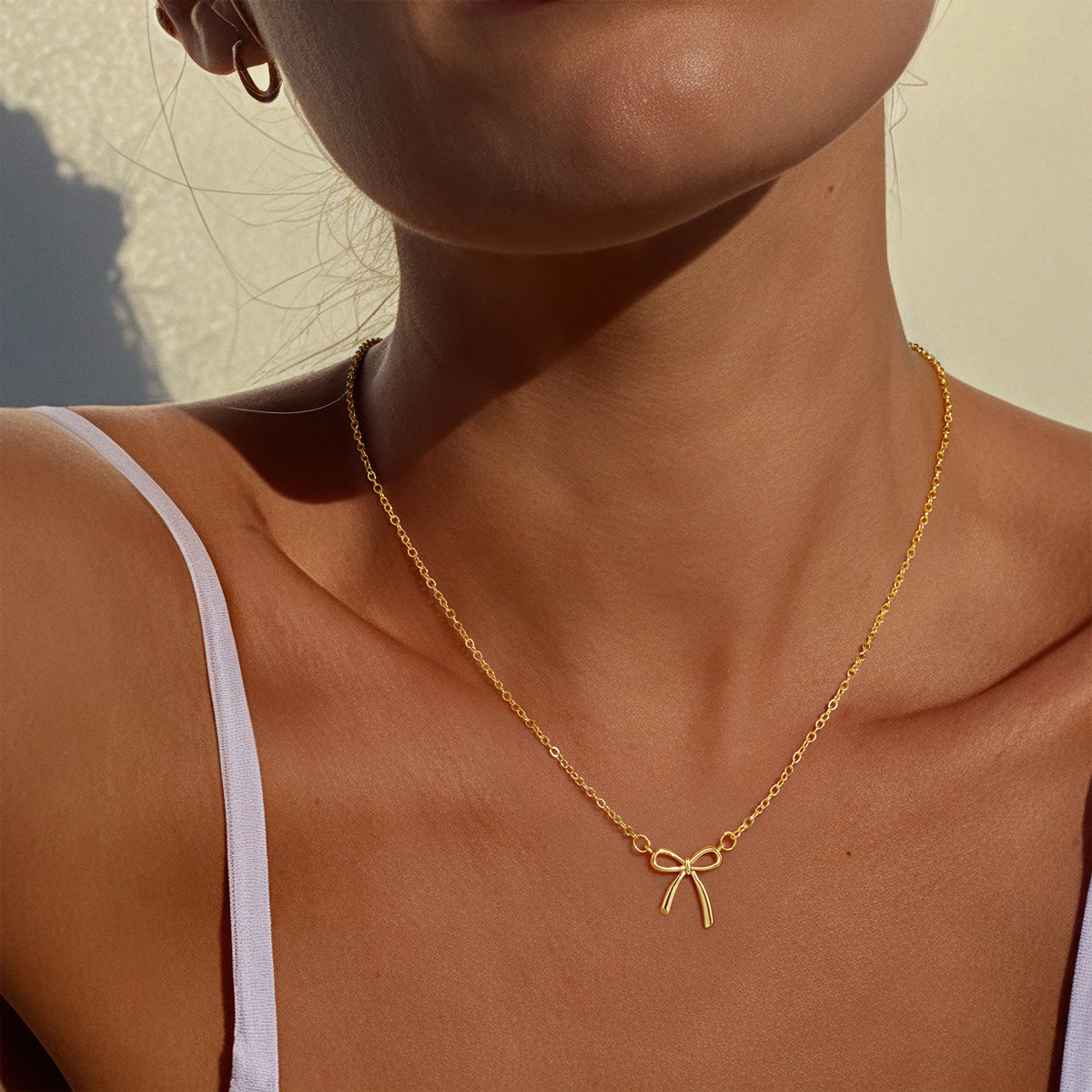 Best Selling European American Jewelry, Niche Bow Design Necklace Inlaid Pearls, Elegant Versatile Clavicle Chain For Women