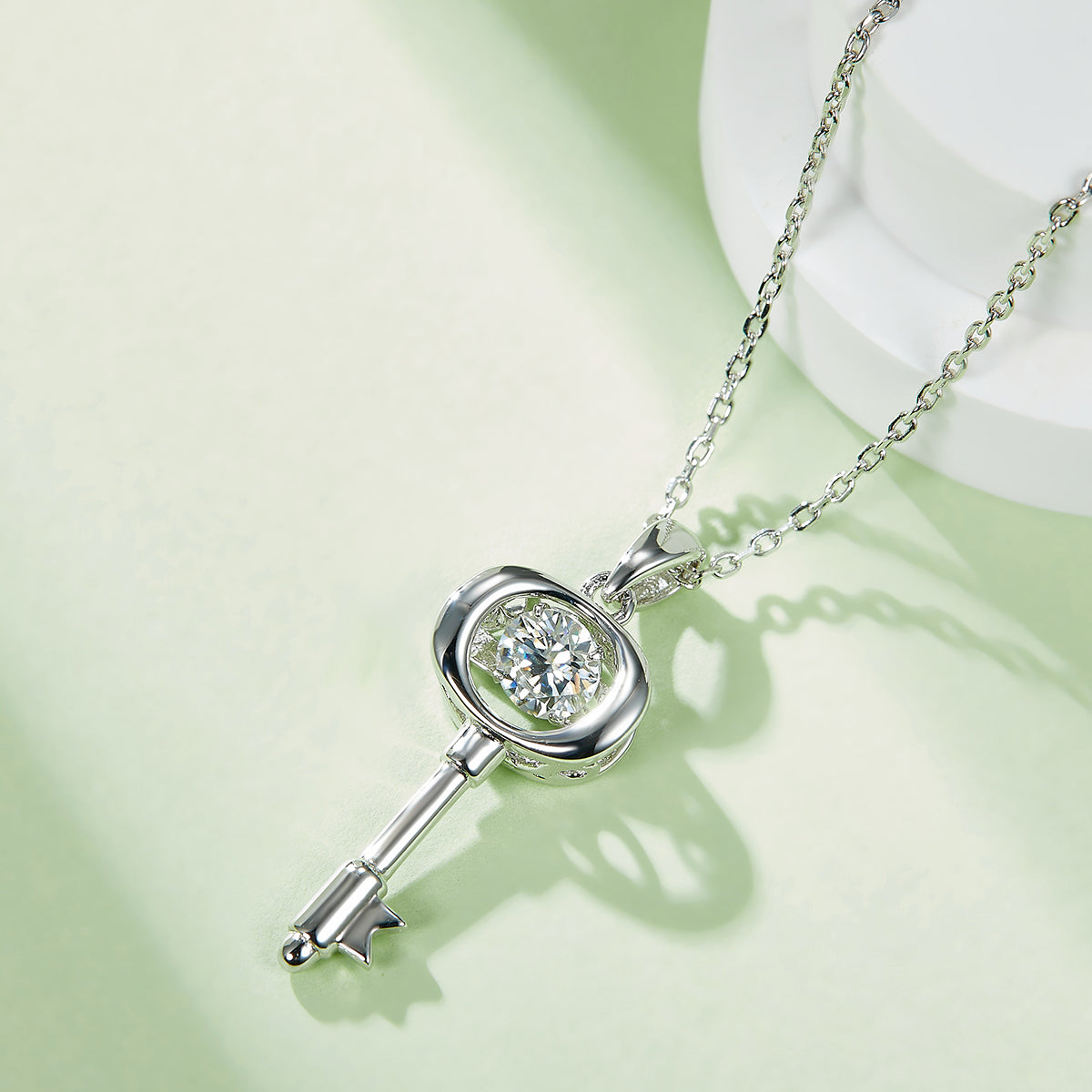 S925 Sterling Silver 0.5ct D Color VVS1 Moissanite Key Necklace 45cm Platinum Plated GRA Certified Gift Box