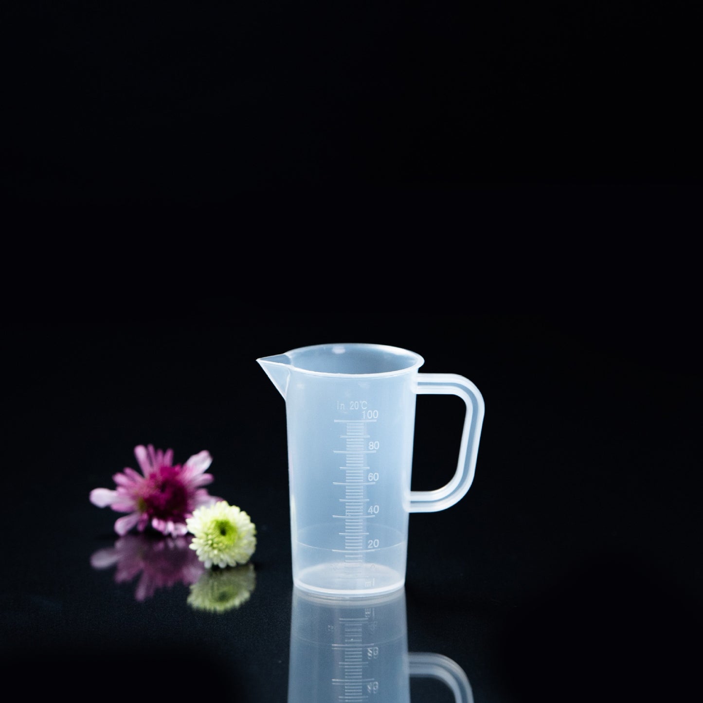 Measuring Cup With Graduations Kitchen Plastic Measuring Jug