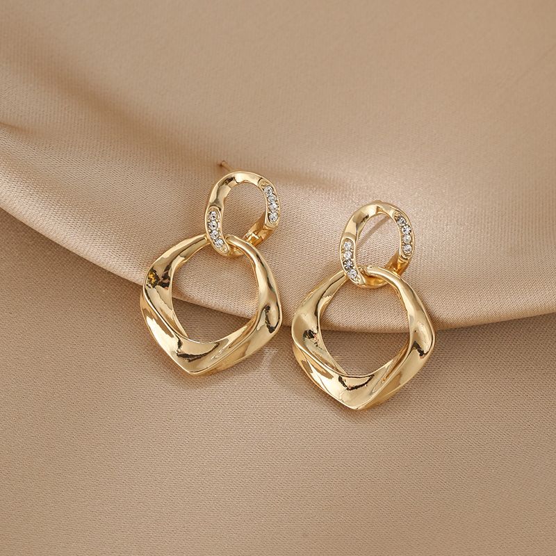 New Trendy Mobius Strip Hoop Earrings, Light Luxury Niche Rhinestone Hollow Geometric Rhombus Circle Earrings, Unique Ear Jewelry For Women