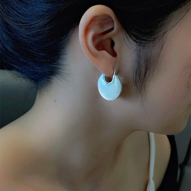 Natural Double-Sided White Mother Of Pearl Ear Cuffs Old Money Style New Premium Heavy Industry