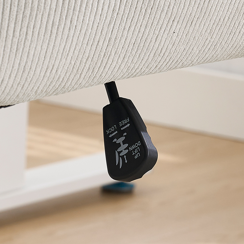 Mid-back Liftable Office Chair, Striped Fabric, And Ergonomically Designed, Is An Excellent Choice For Working, Studying Or Relaxing. The Mid-back Design Provides A Better Sitting Experience,White