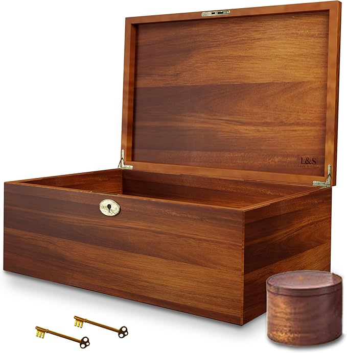 LUSH & STYLE Large Memory Box For Keepsakes Acacia Wood, Decorative Boxes With Hinged lid and locking key, Memory treasure...