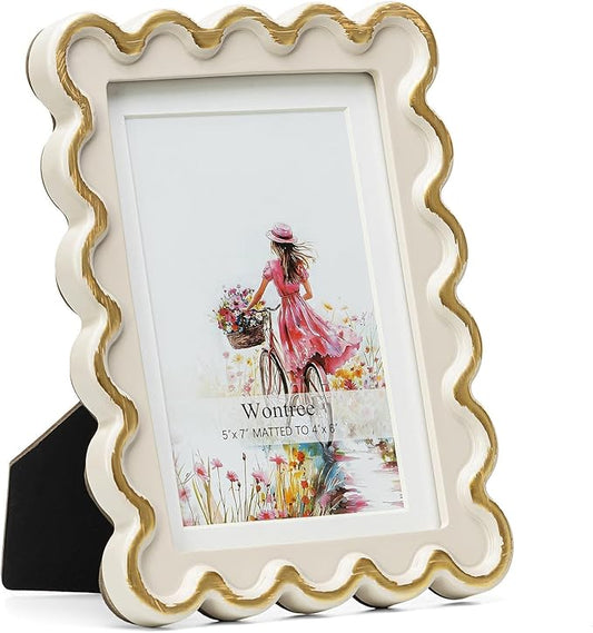 Wontree 5x7 Picture Frame in Beige with Shinning Gold Wavy Edge, Resin Frame with Real Glass, Display 5x7 Photos Matted to...