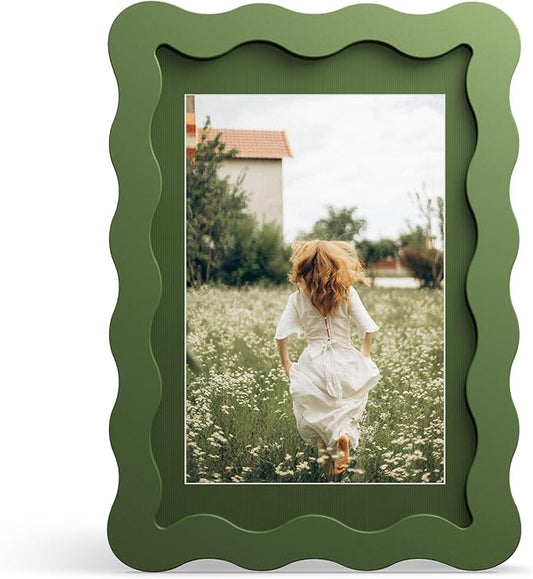 THKRLOF 4x6 Picture Frame with Mat for 3.5x5, Wavy Edge Wooden Real Glass Photo Frame for Tabletop and Wall Hanging, Gree...