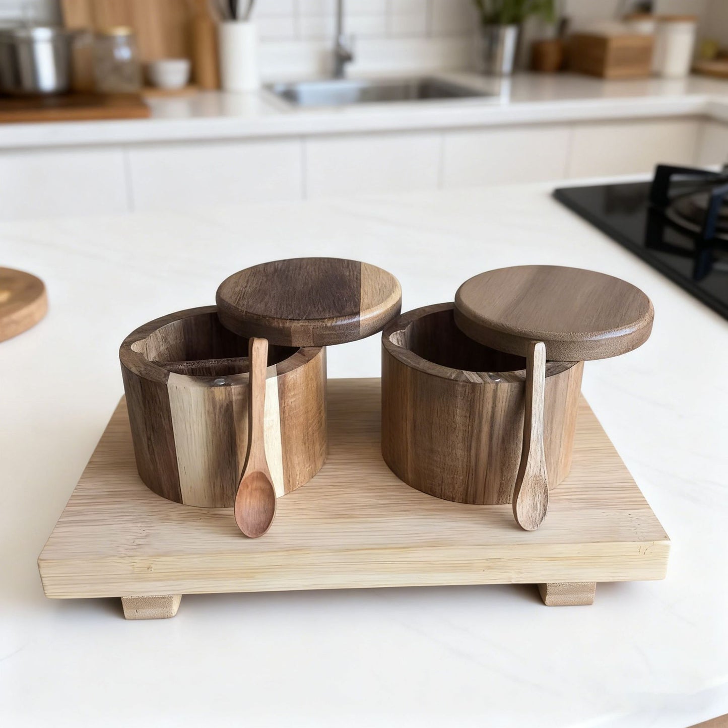 Cross-border Best-selling Acacia Wood Salt Shaker Solid Wood Seasoning Box