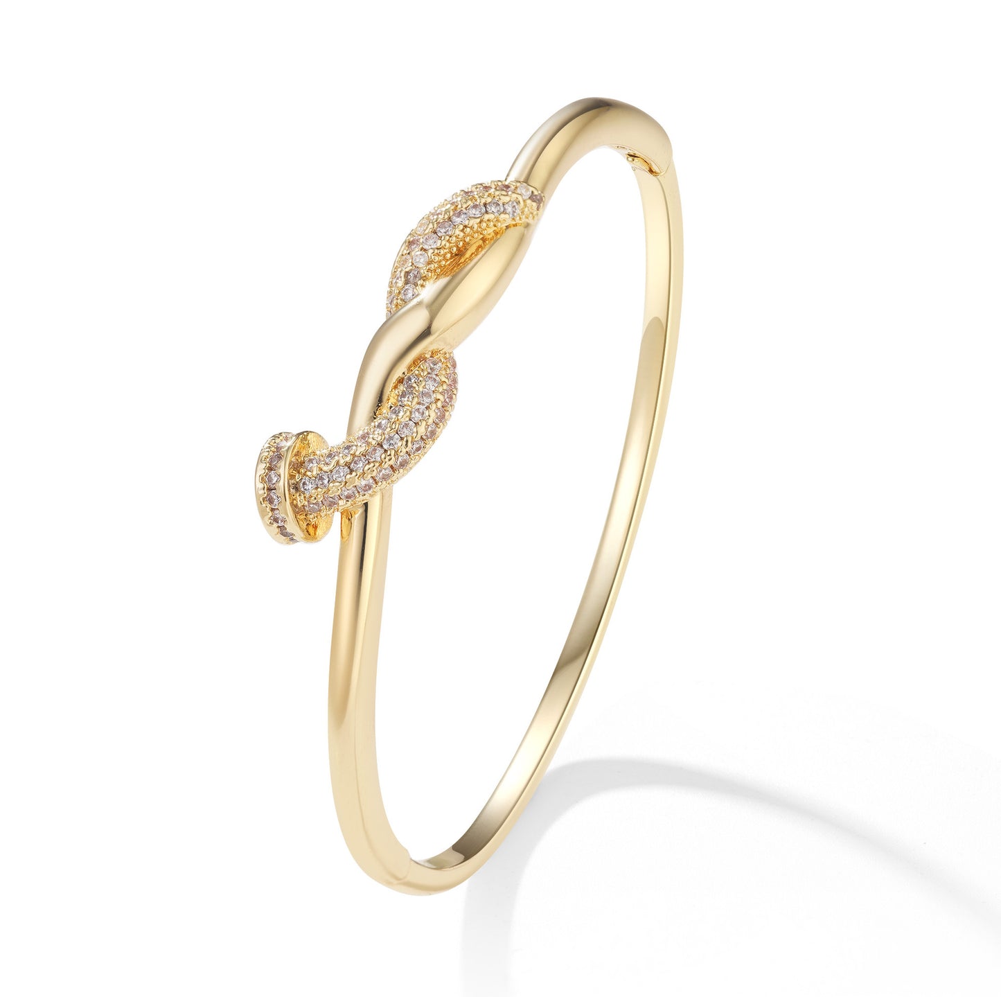 Diamond-encrusted Bracelet Stylish And Minimalist With A Uniquely Personal Touch